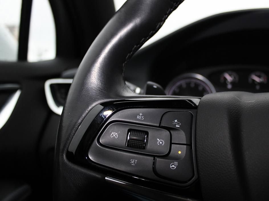 Used 2023 Buick Enclave Essence w/ Sport Touring Edition image 12