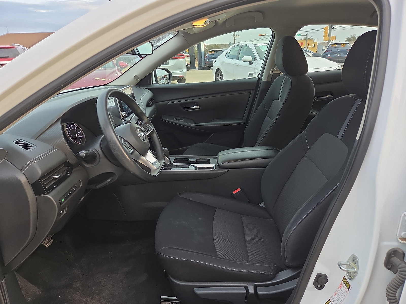 Used 2023 Nissan Sentra SV image 11