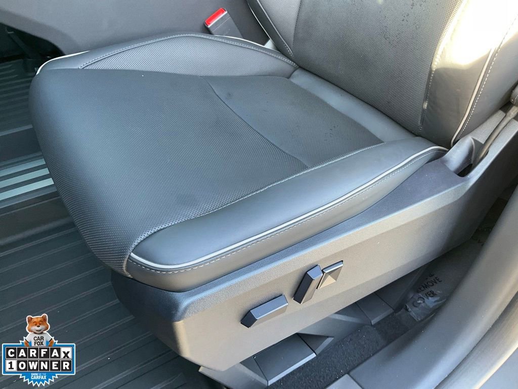 Used 2024 Tesla Cybertruck AWD Crew Cab image 17