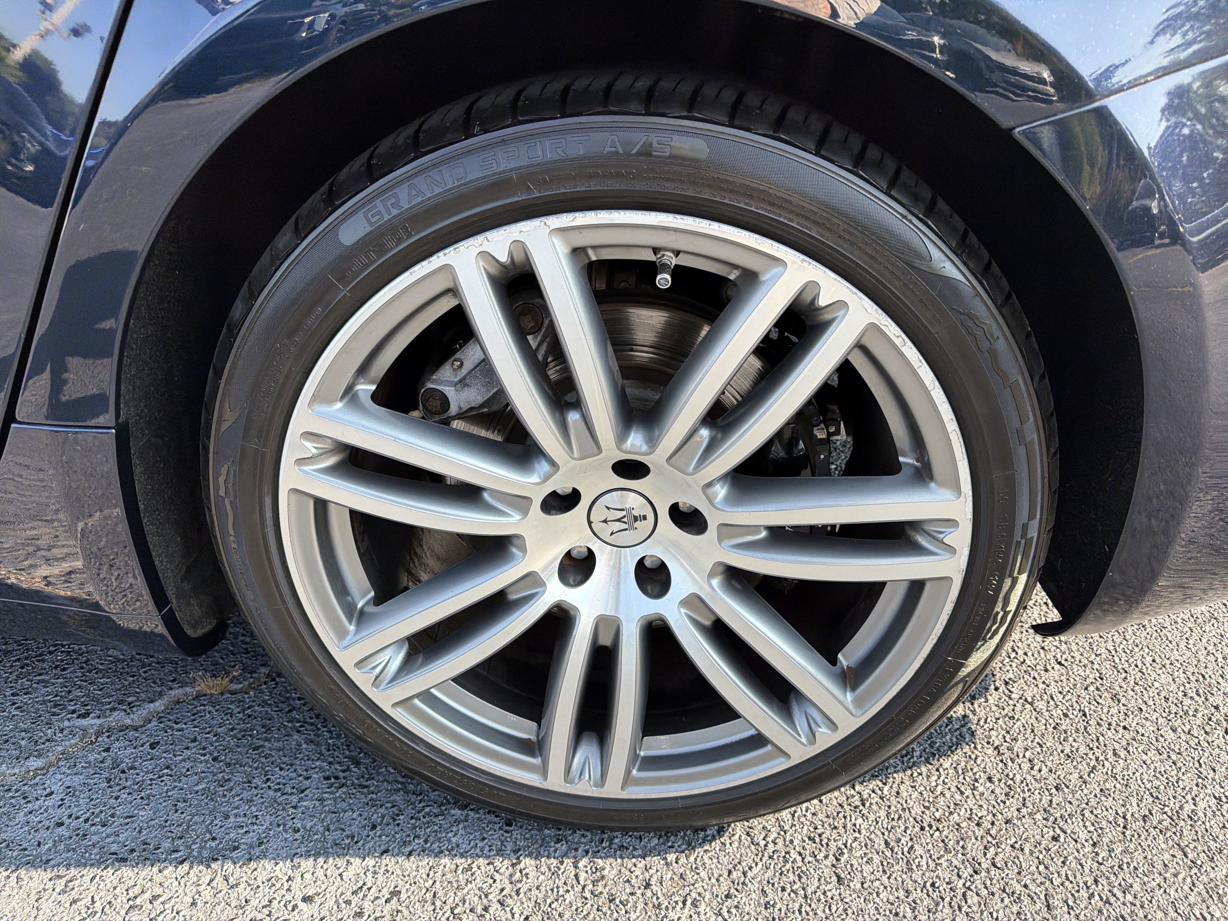 Used 2022 Maserati Ghibli Modena RWD image 32