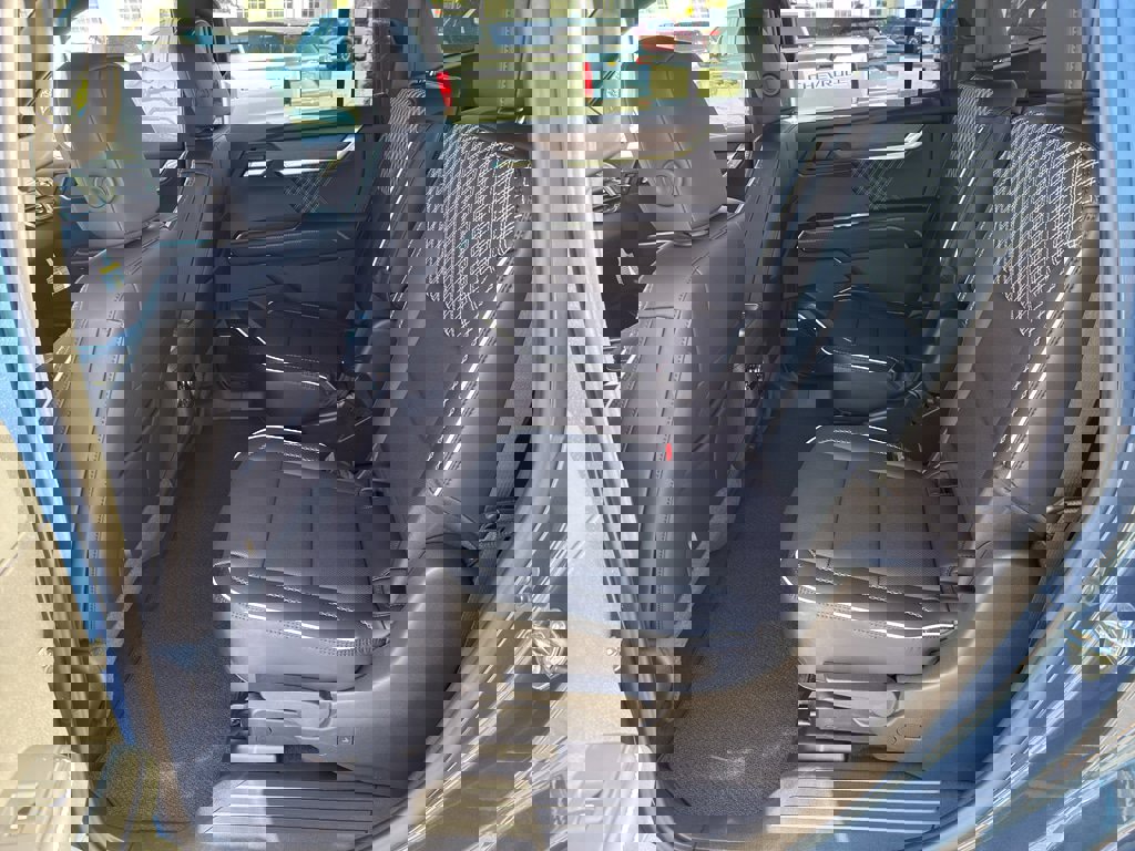 New 2026 GMC Acadia Denali w/ Super Cruise Package image 19