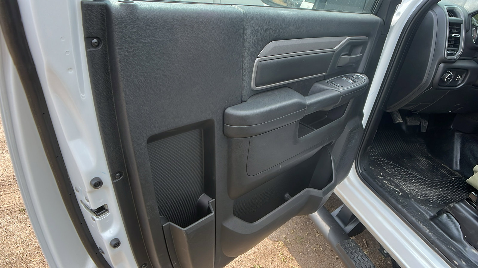 New 2024 RAM 5500 Tradesman image 15