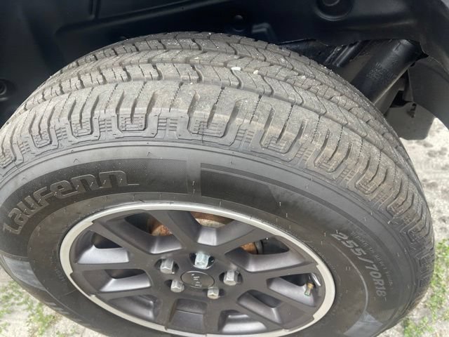 Used 2021 Jeep Wrangler Unlimited Sahara AWD/4WD image 7