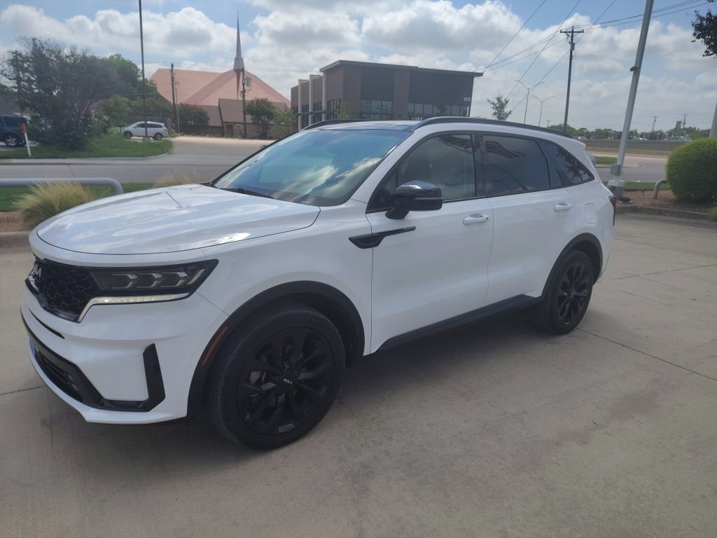 Used 2023 Kia Sorento SX FWD image 1