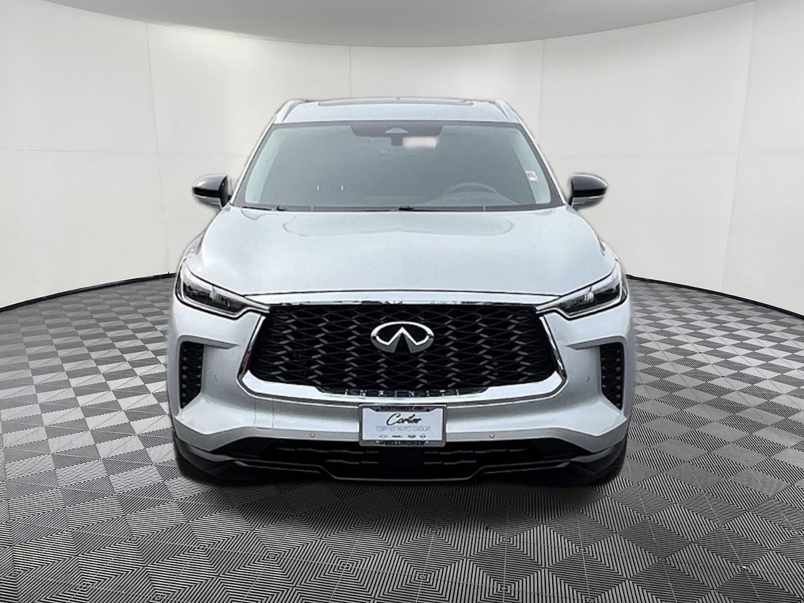 Used 2023 INFINITI QX60 Luxe image 2