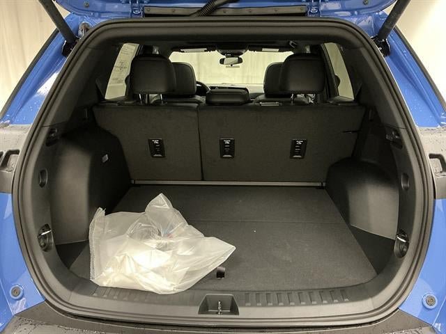 New 2026 Chevrolet Equinox RS w/ LPO, Floor Liner Package AWD/4WD image 28