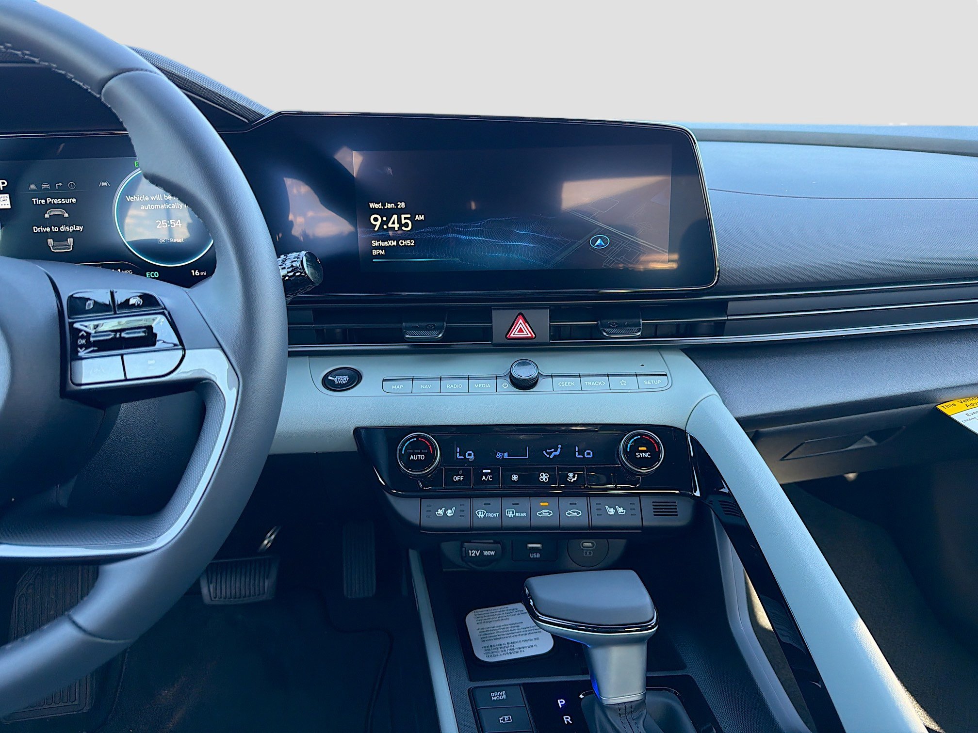 New 2026 Hyundai Elantra Limited image 18