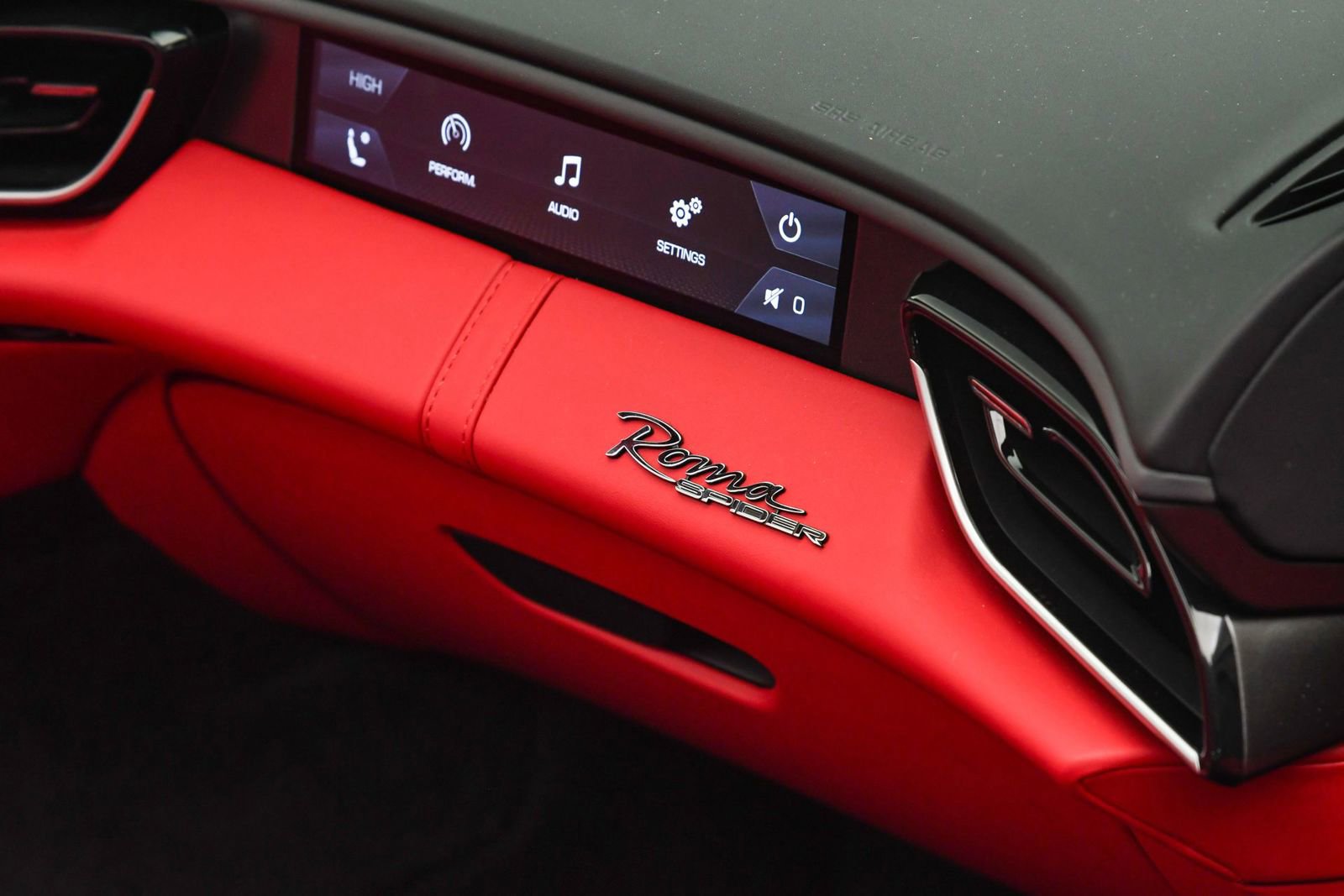 Used 2024 Ferrari Roma Spider image 54