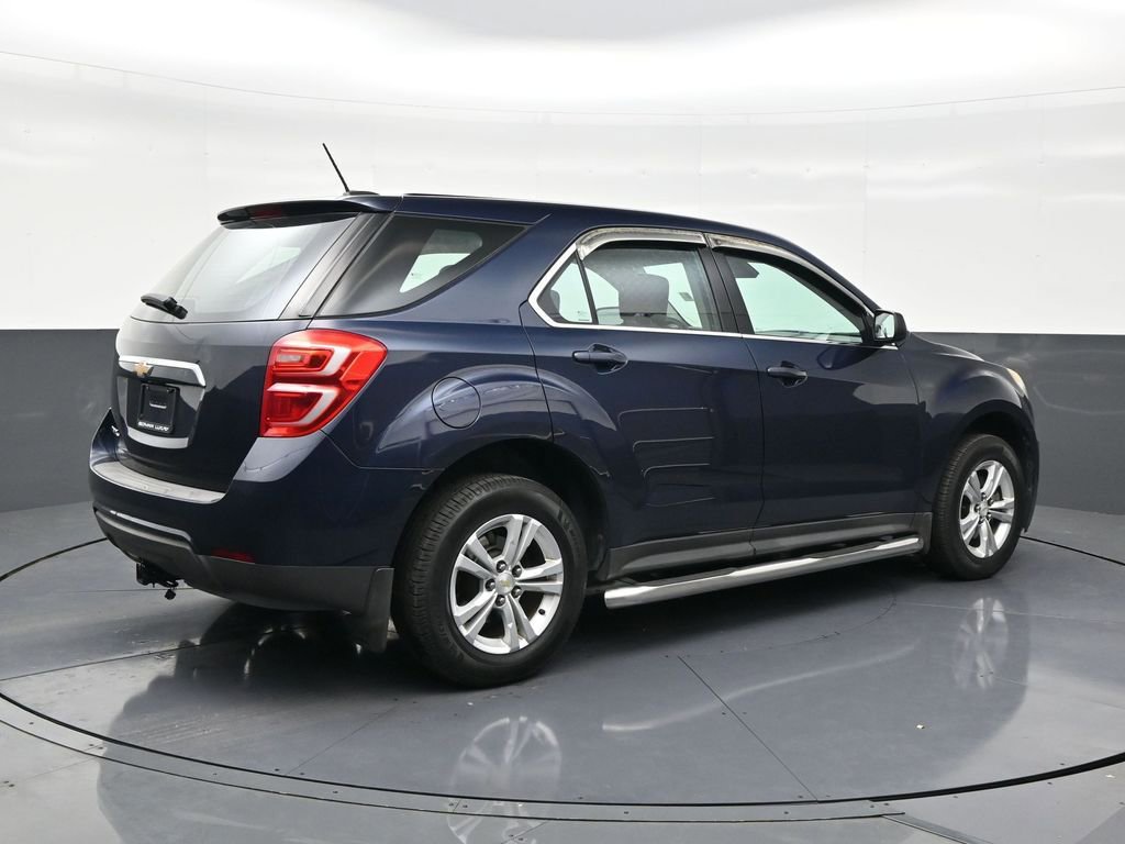 Used 2017 Chevrolet Equinox LS image 5