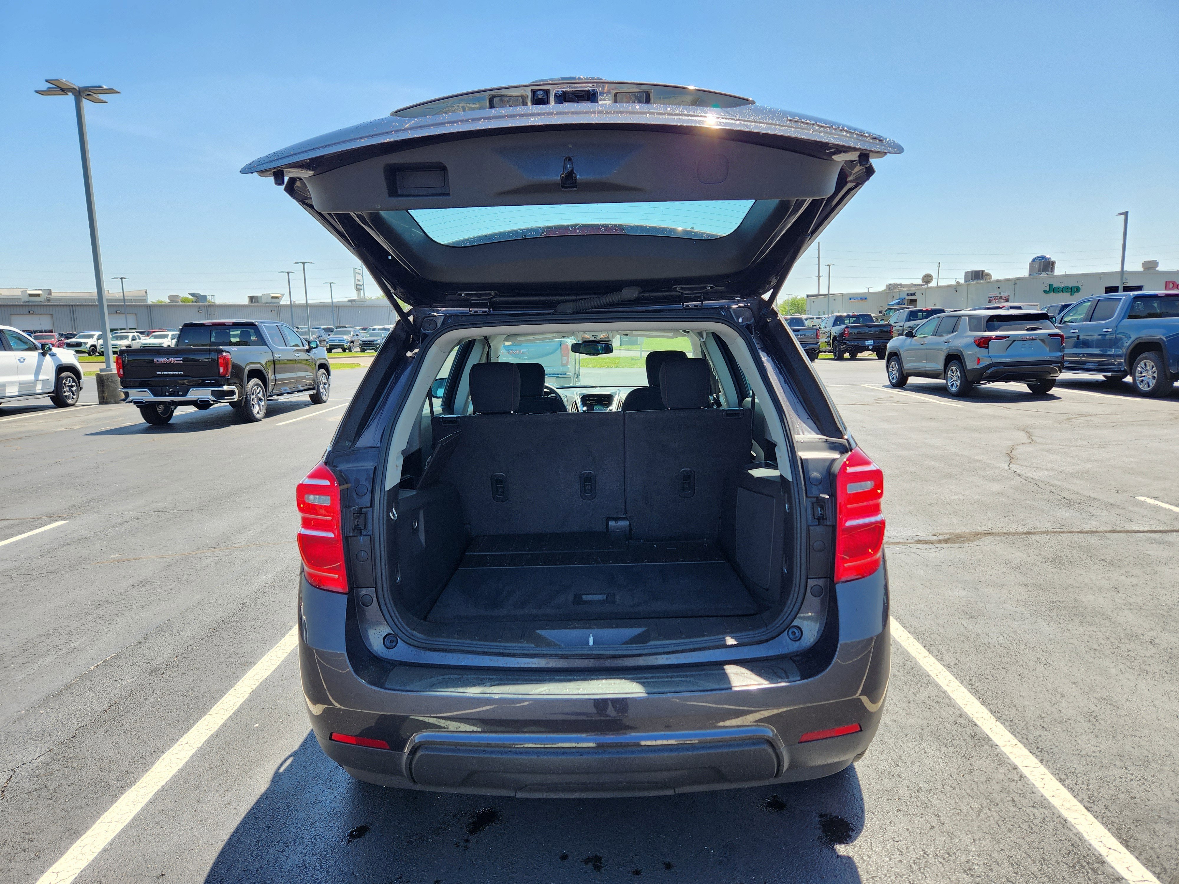 Used 2016 Chevrolet Equinox LS FWD image 10