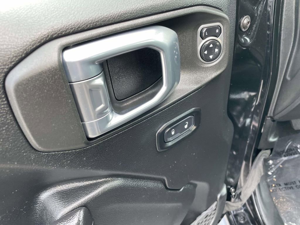 Used 2021 Jeep Wrangler Unlimited Sport image 28