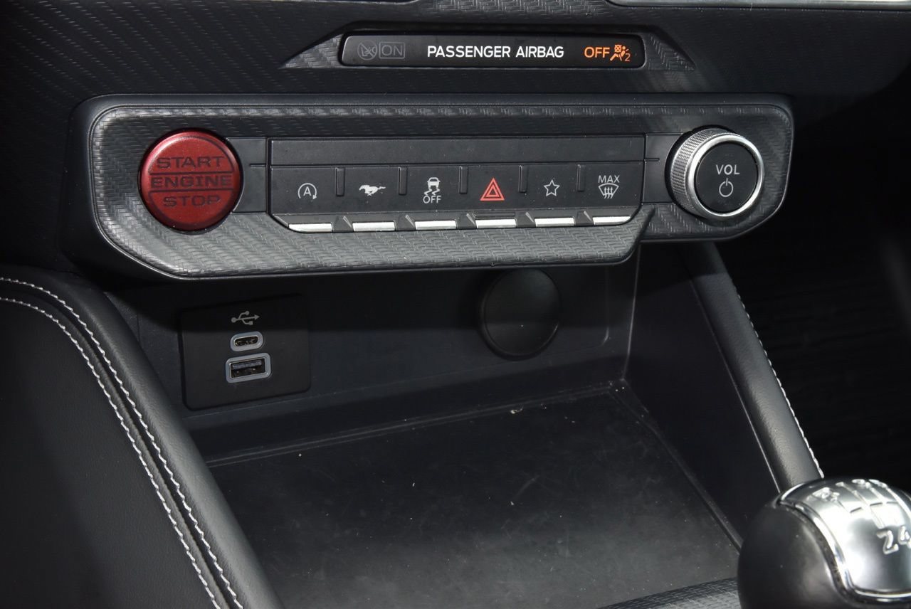 Used 2025 Ford Mustang GT Premium RWD image 28