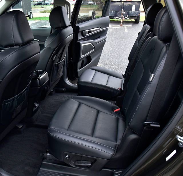 Used 2022 Kia Telluride S image 12