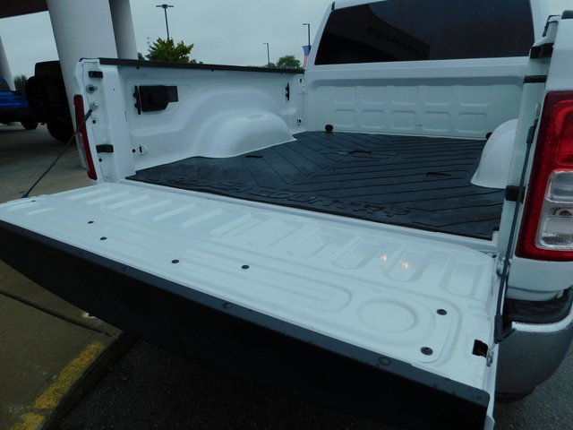 Used 2024 RAM 2500 Tradesman w/ Chrome Appearance Group image 11