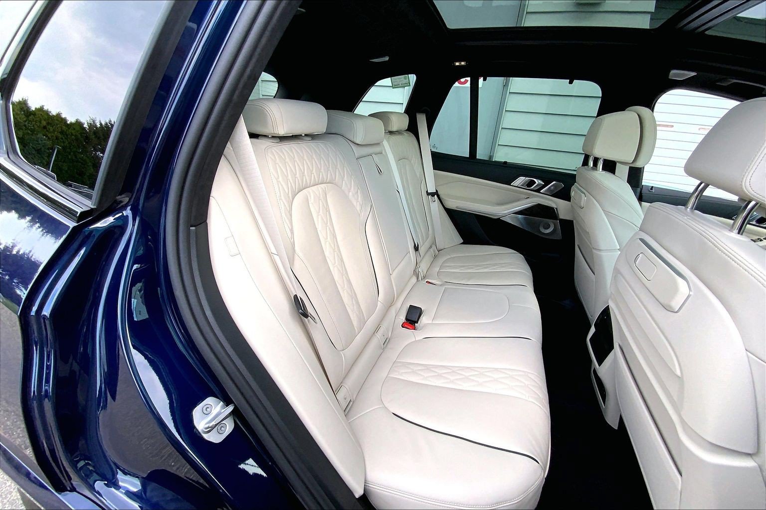 Used 2026 BMW X5 M60i w/ Executive Package AWD/4WD image 23