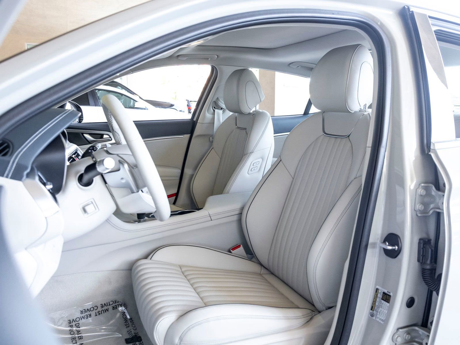 Used 2026 Genesis G70 2.5T Prestige image 14