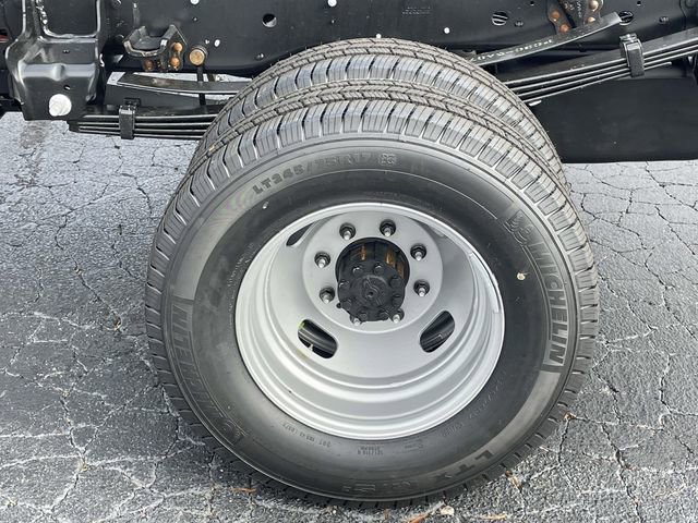 New 2026 Ford F550 2WD Regular Cab Super Duty image 21