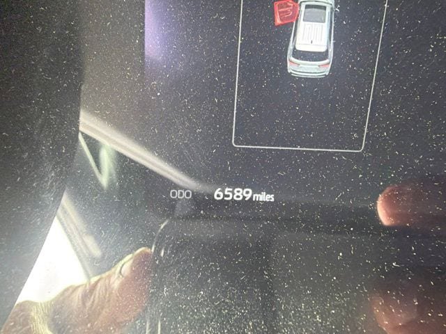 Used 2024 Toyota Sequoia Capstone AWD/4WD image 5
