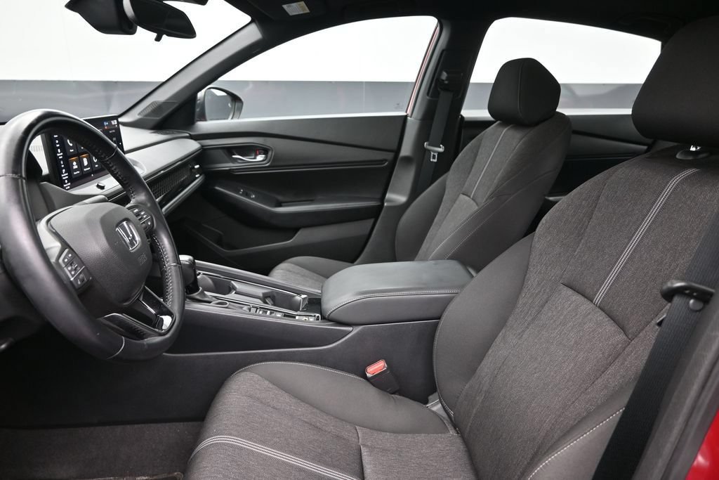 Used 2023 Honda Accord Sport image 13
