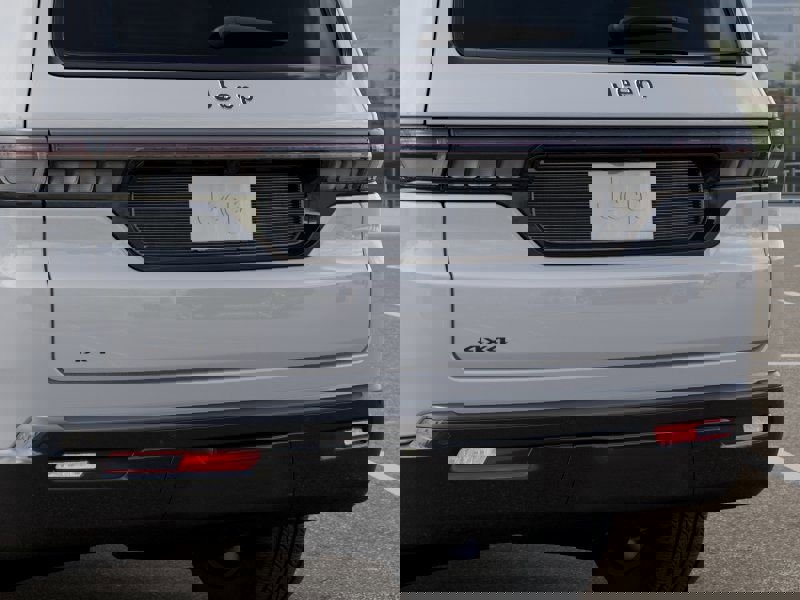 New 2026 Jeep Grand Wagoneer Limited image 13