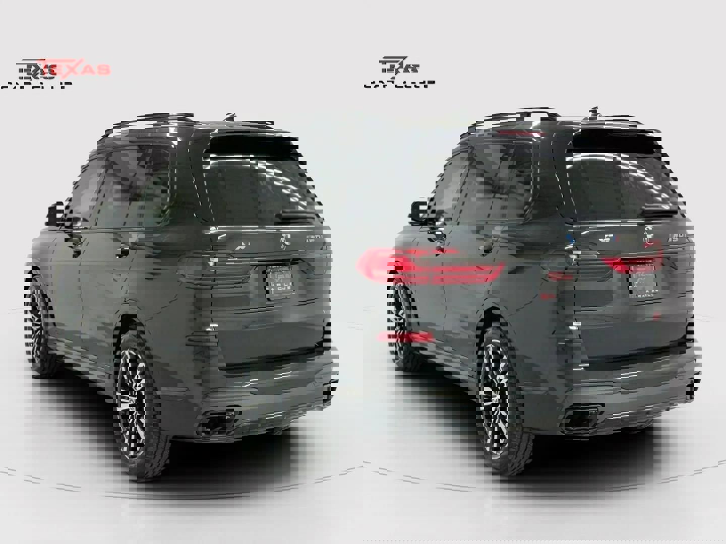 Used 2021 BMW X7 M50i w/ Luxury Seating Package image 6