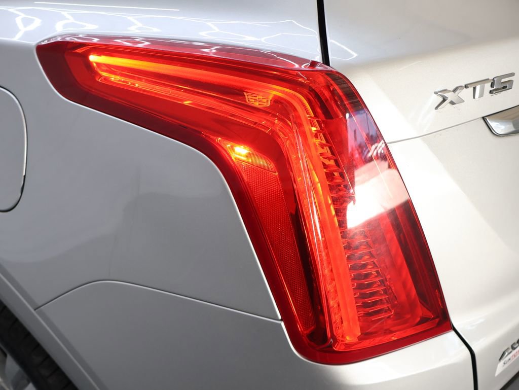 Used 2019 Cadillac XT5 Premium Luxury image 29