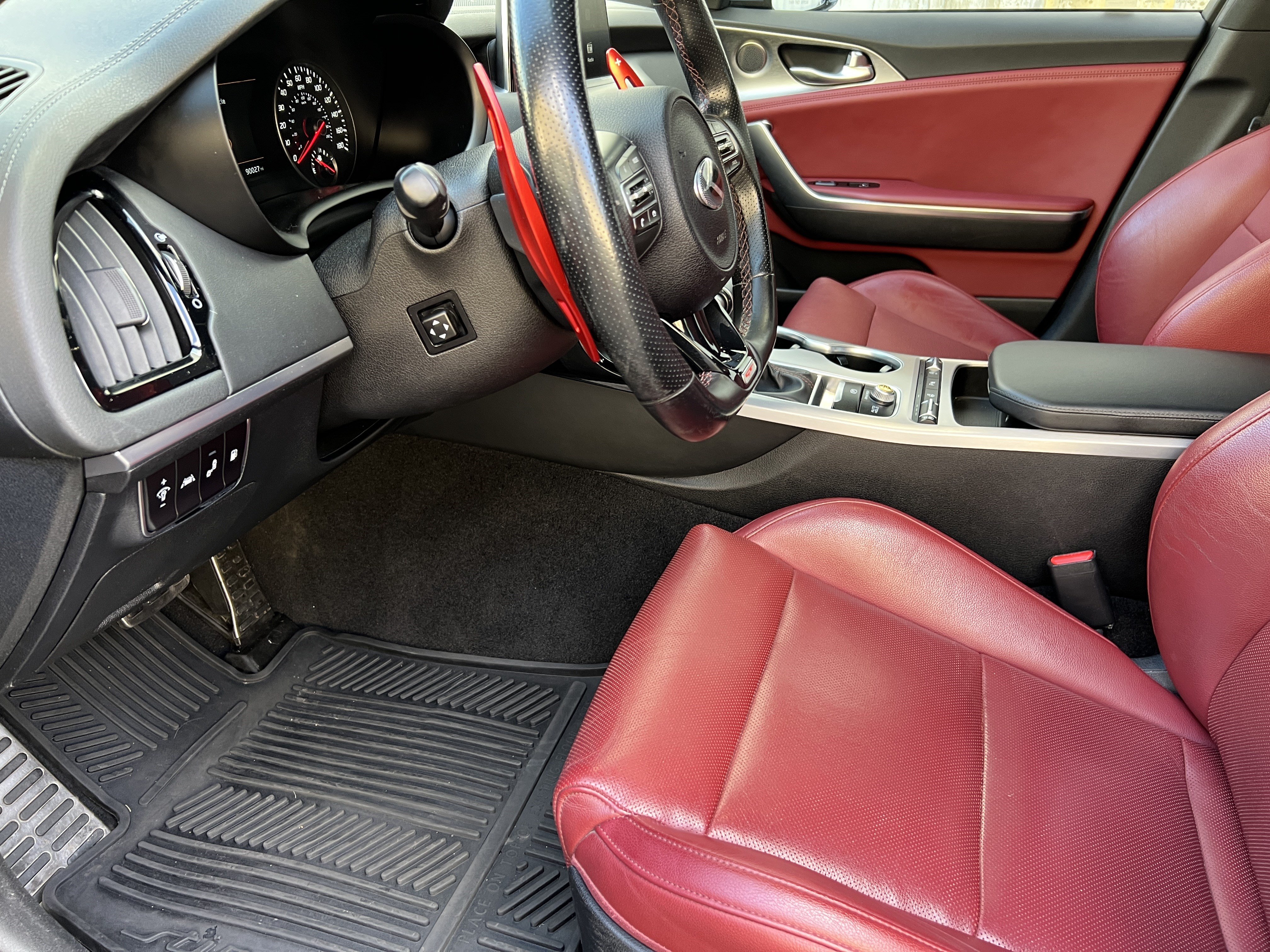 Used 2021 Kia Stinger GT1 AWD/4WD image 14