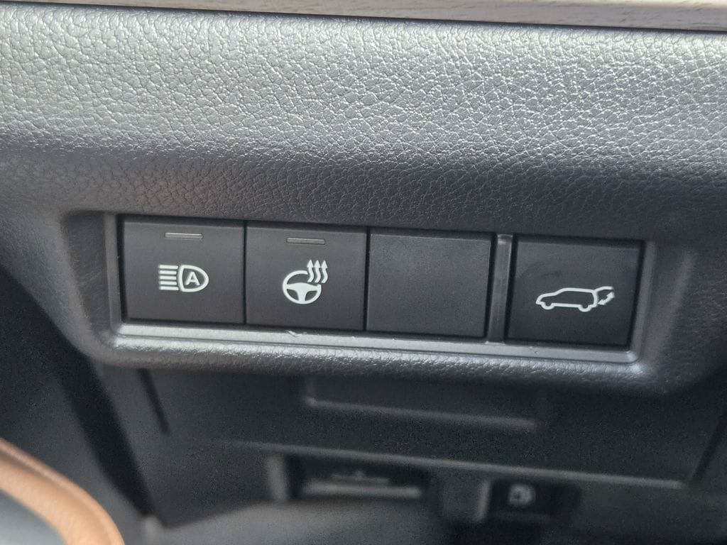 Used 2026 Toyota Grand Highlander AWD image 25
