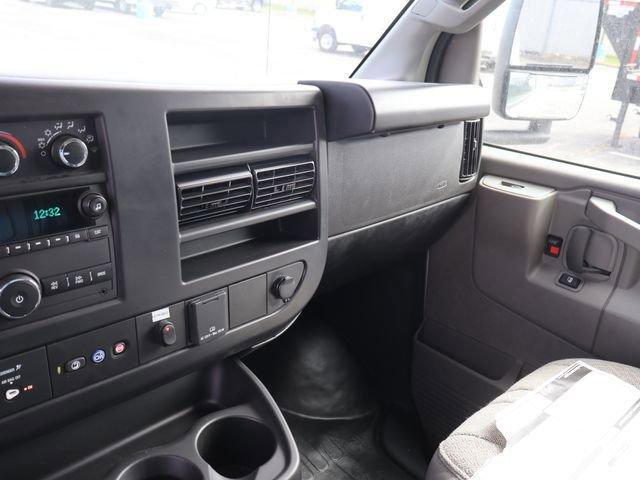 New 2025 GMC Savana 3500 w/ Power Convenience Package image 17