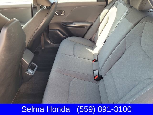 Used 2025 Kia K4 LXS image 8