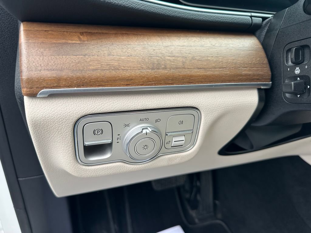 Used 2022 Mercedes-Benz GLE 350 4MATIC image 17
