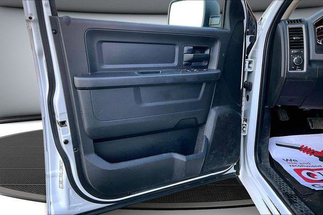 Used 2017 RAM 1500 ST w/ SXT Appearance Group image 20