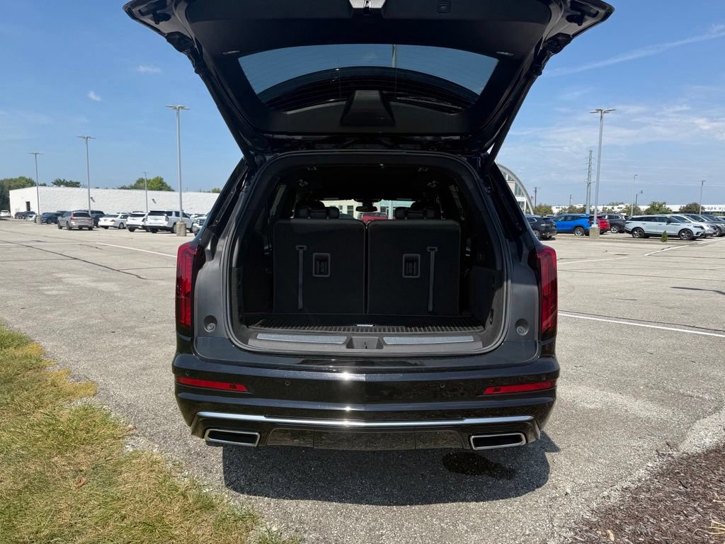 Certified 2024 Cadillac XT6 Luxury w/ LPO, Floor Liner Package AWD/4WD image 13