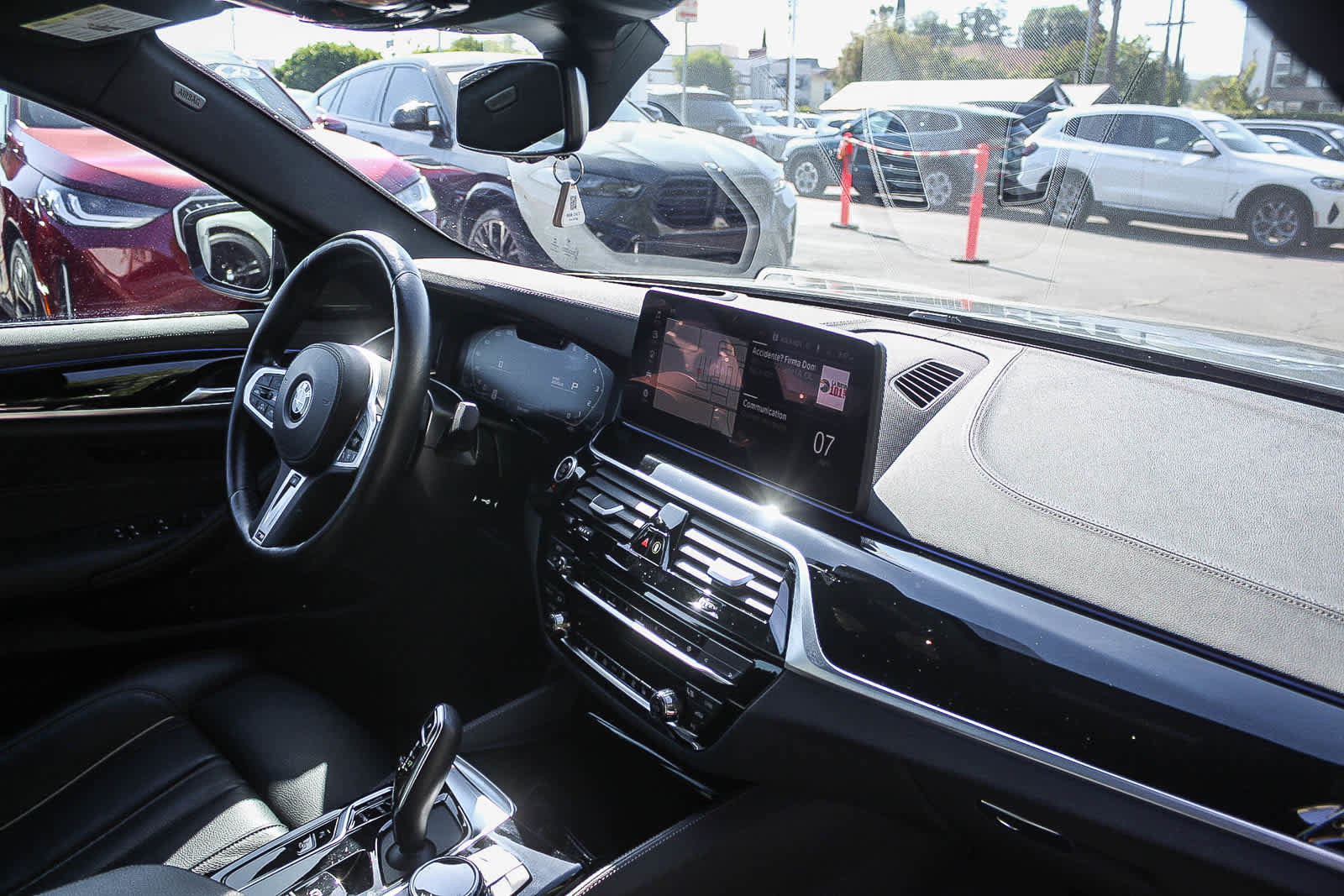Used 2023 BMW M550i xDrive w/ Executive Package AWD/4WD image 16