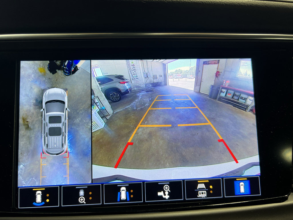 Used 2024 Buick Enclave Avenir w/ Avenir Technology Package AWD/4WD image 13