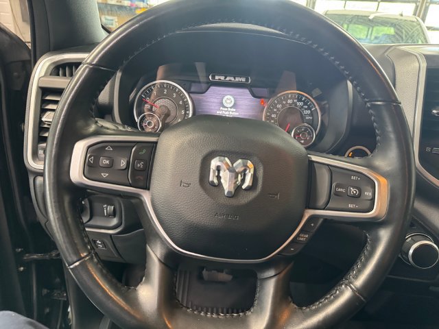 Used 2022 RAM 1500 Big Horn AWD/4WD image 23
