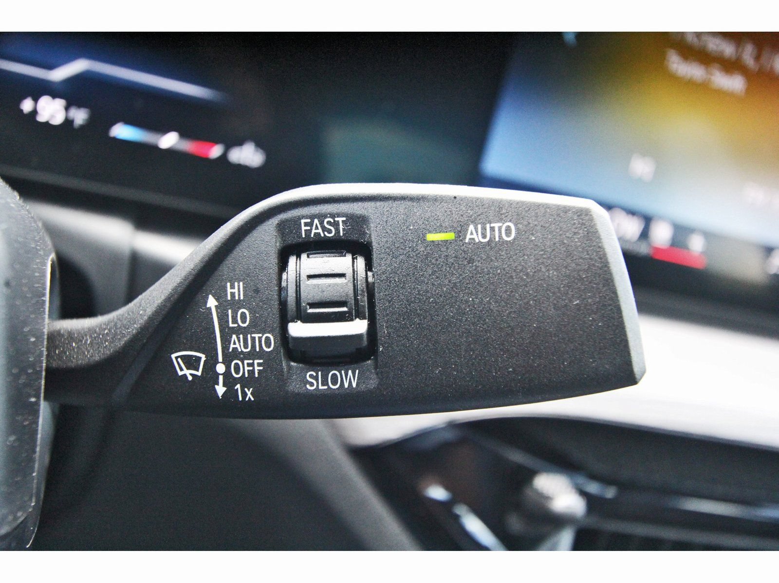 Used 2026 BMW 330i xDrive Sedan AWD/4WD image 19