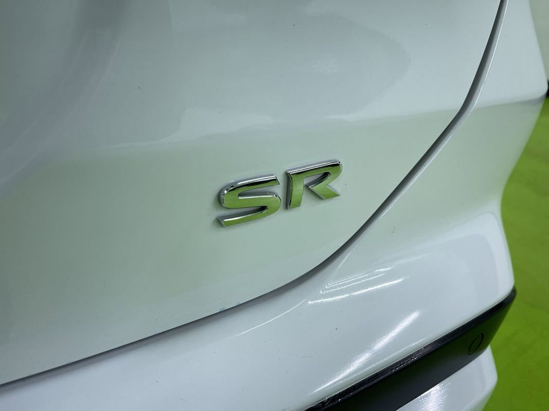 Used 2024 Nissan Kicks SR w/ SR Premium Package image 14