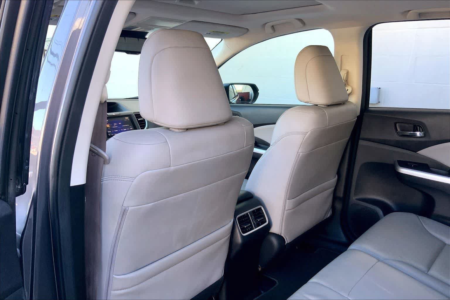 Used 2016 Honda CR-V Touring image 12