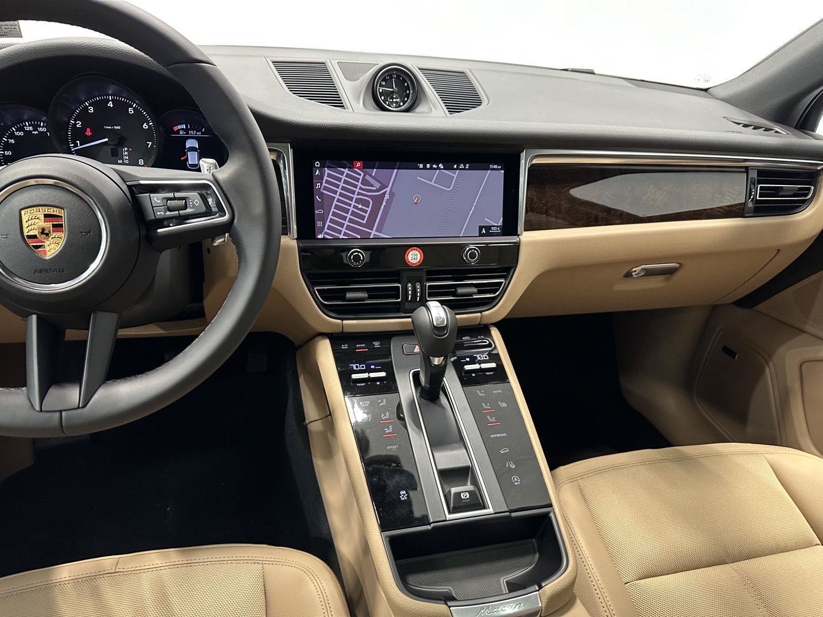 New 2026 Porsche Macan AWD/4WD image 28