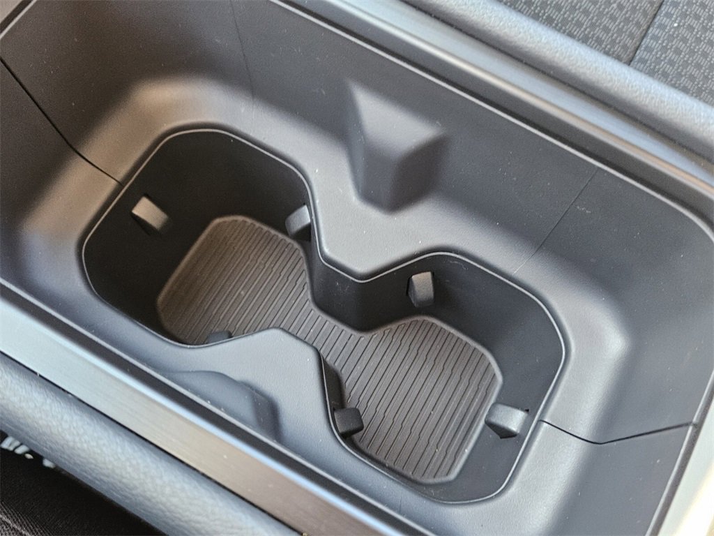 New 2026 Nissan Kicks S image 20