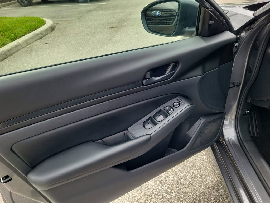 Used 2025 Nissan Altima 2.5 S image 21