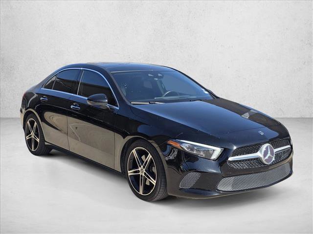 Used 2019 Mercedes-Benz A 220 4MATIC image 3