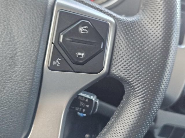 Used 2015 Toyota Tacoma PreRunner w/ SR5 Package RWD image 27