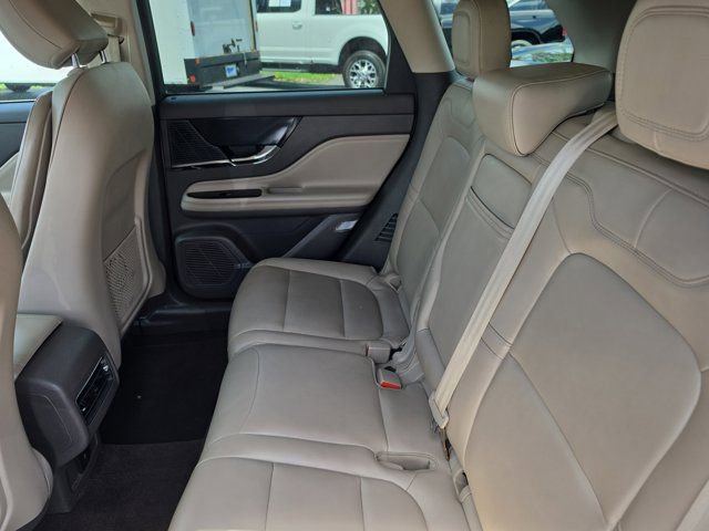 Used 2021 Lincoln Corsair FWD image 13