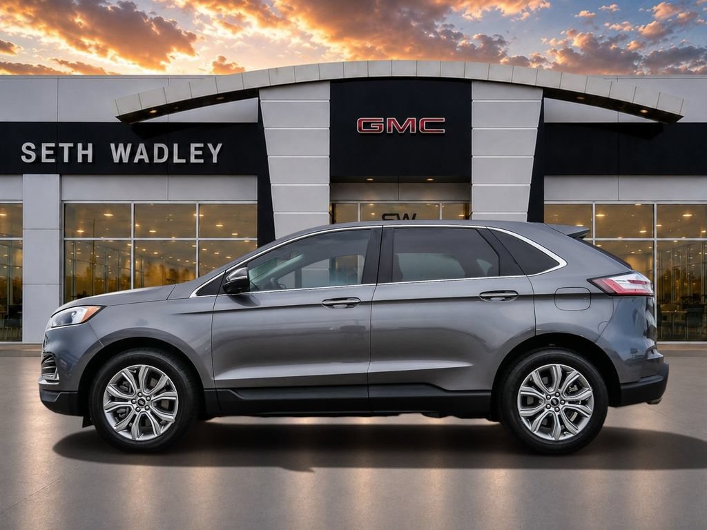 Used 2023 Ford Edge Titanium AWD/4WD image 4
