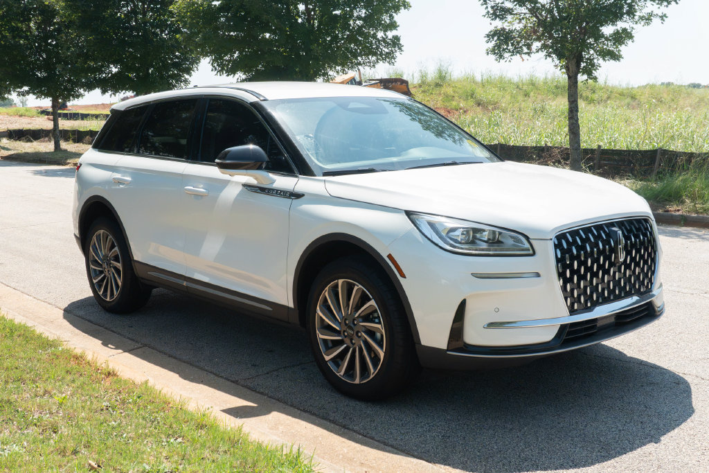 Used 2025 Lincoln Corsair Reserve FWD image 5