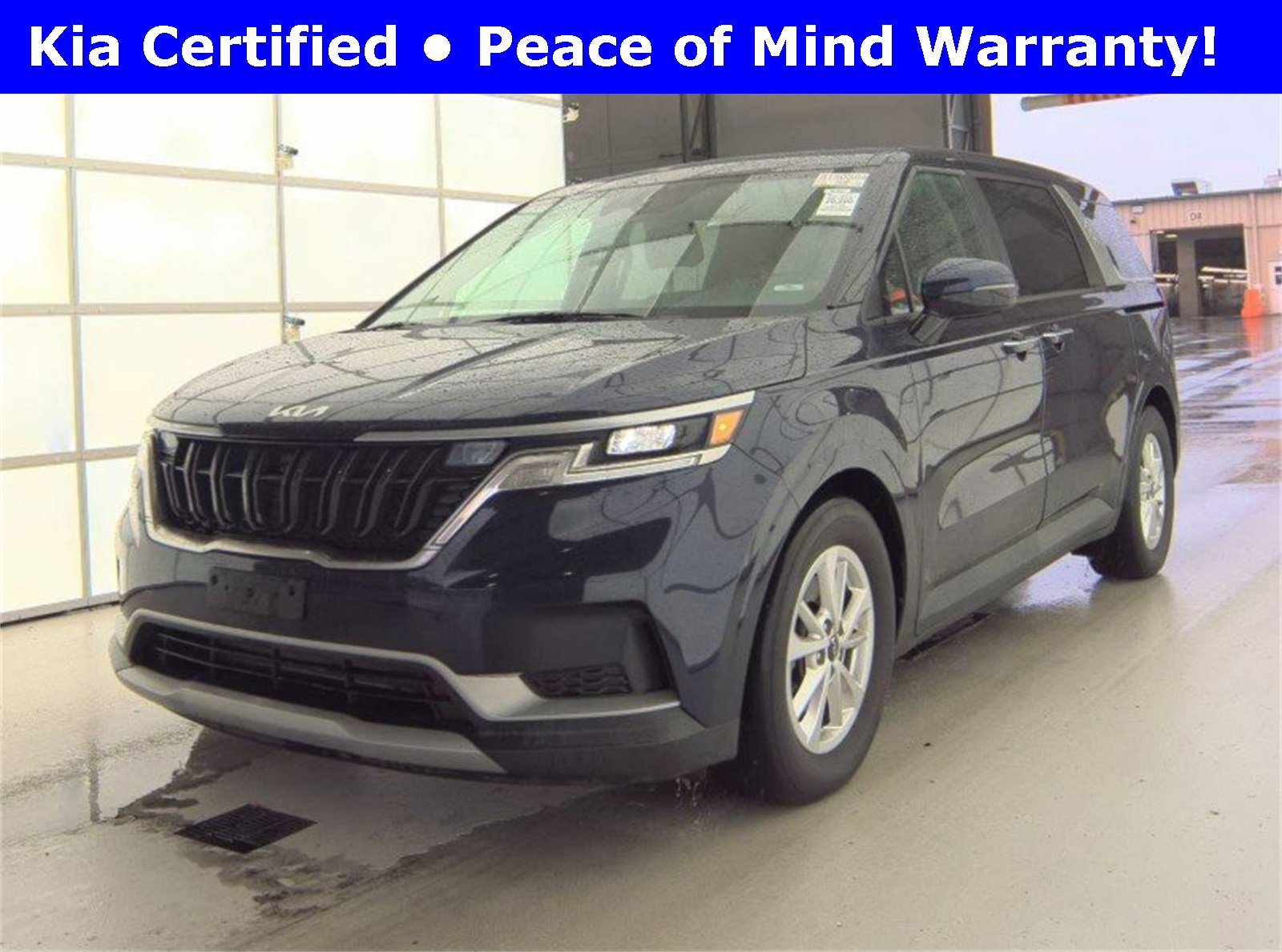 Used 2023 Kia Carnival LX