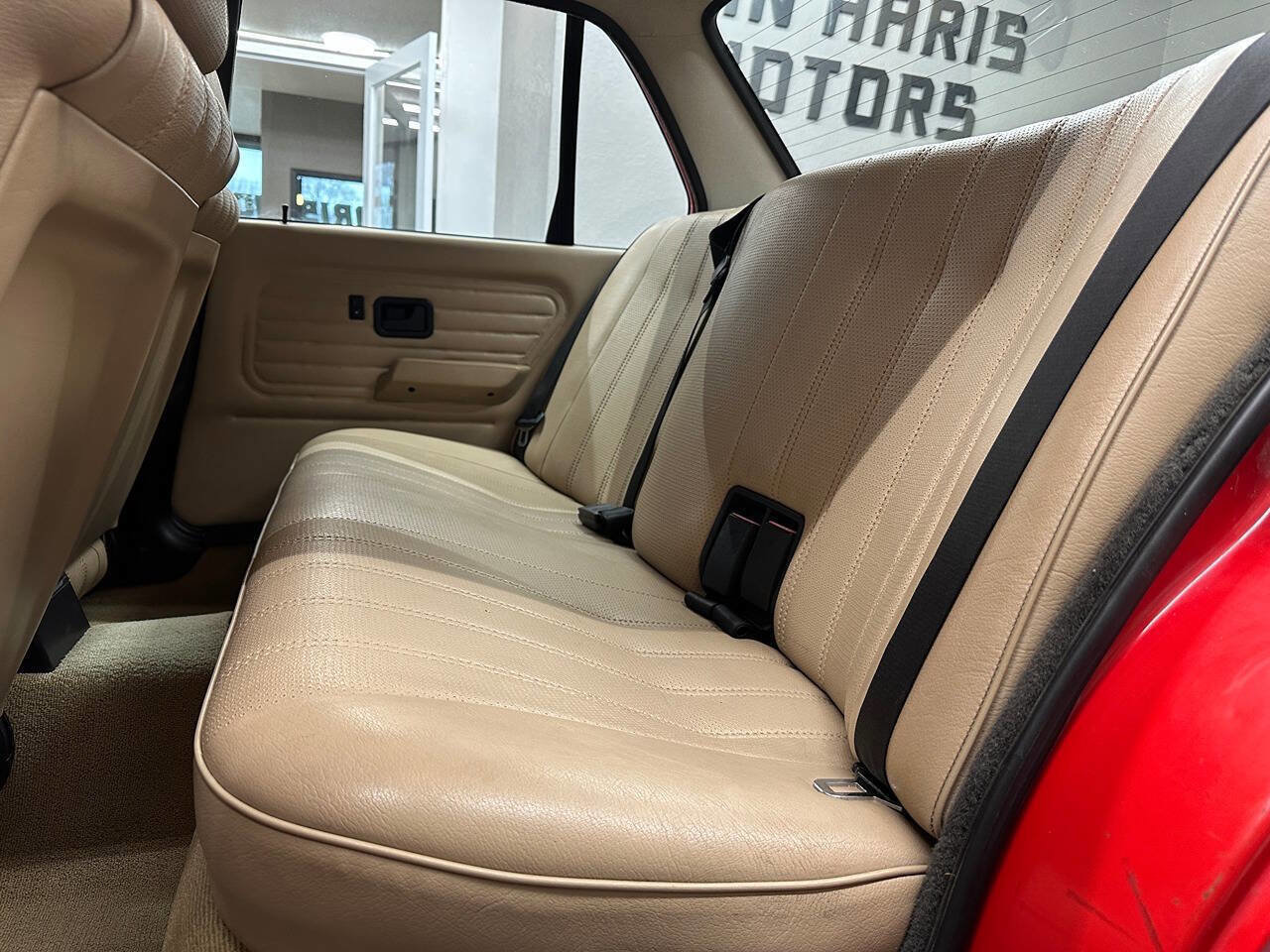 Used 1991 BMW 318i Sedan image 38
