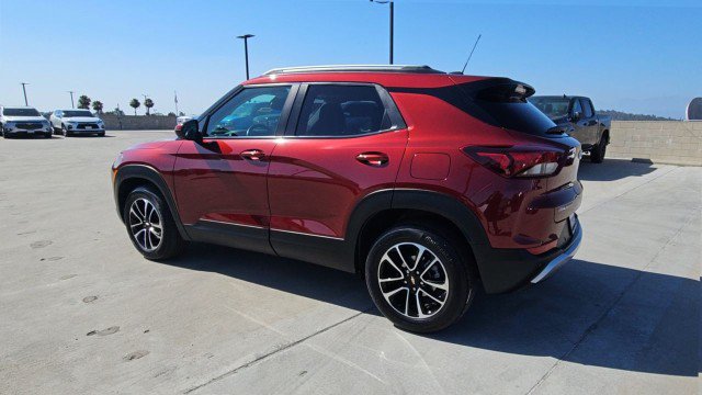 Used 2024 Chevrolet TrailBlazer LT w/ Convenience Package FWD image 6